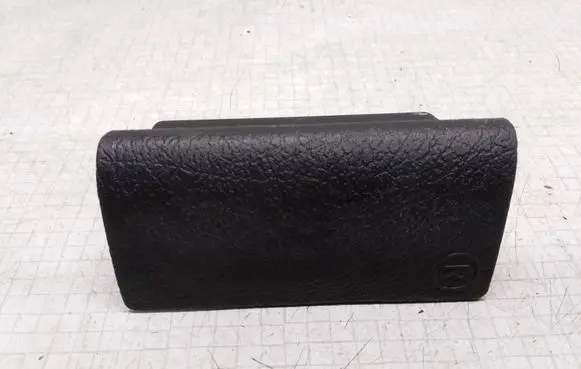 Opel Vectra B Parcel shelf load cover mount bracket 90506236