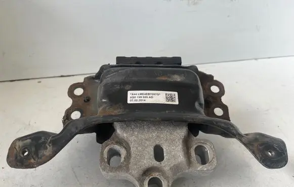 Skoda Octavia Mk3 (5E) Gearbox mount 5Q0199555AD