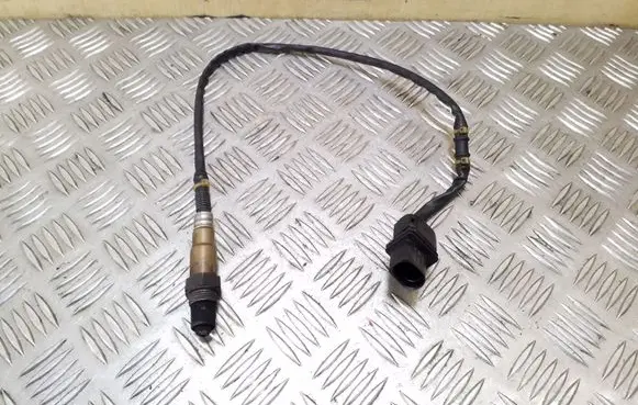 Volkswagen Transporter - Caravelle T5 Lambda probe sensor 03G906262N 0281004108 0281004109