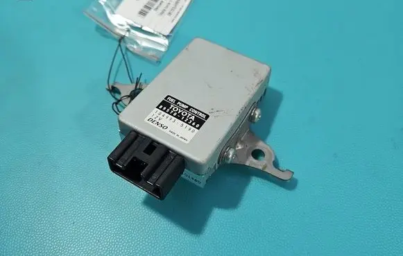 Toyota Auris E180 Central body control module 8957012360 IMPRK1573080