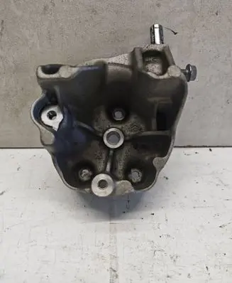 Peugeot 3008 II Fuel pump bracket 9824088780