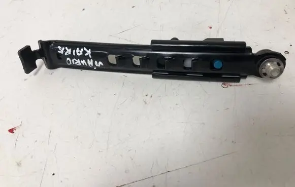 Toyota Avensis T250 Seat belt adjustment rail 