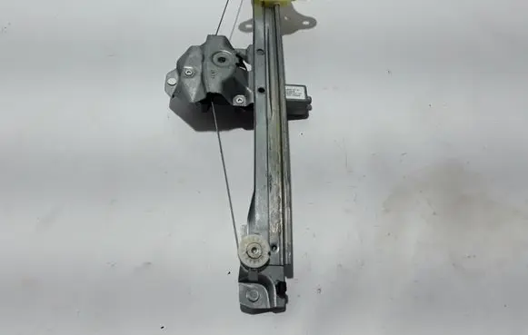 Renault Captur Front window lifting mechanism without motor 807200713R