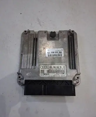 Audi A4 S4 B5 8D Engine control unit/module ECU 0281015583