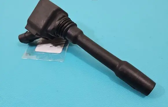 High voltage ignition coil