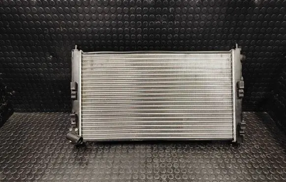Peugeot 4007 Coolant radiator