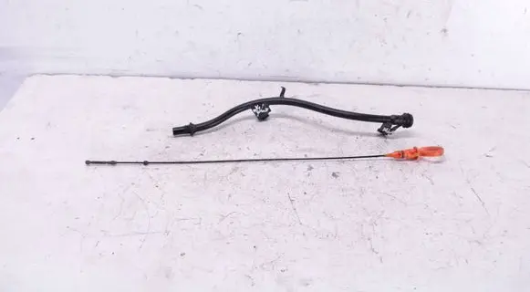 Volkswagen PASSAT B7 Oil level dip stick 03L103634J 03L115611J