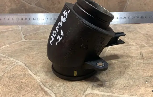 Intake resonator