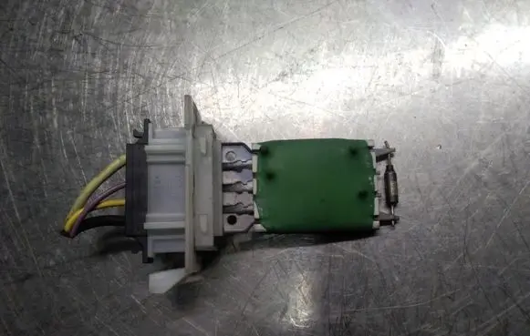 Skoda Superb B5 (3U) Heater blower motor/fan resistor PA6