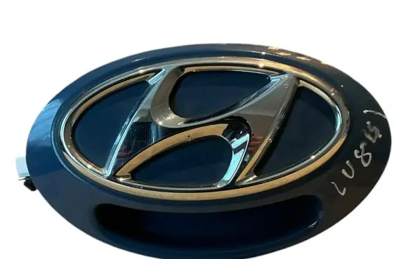 Hyundai i10 Tailgate trunk handle 