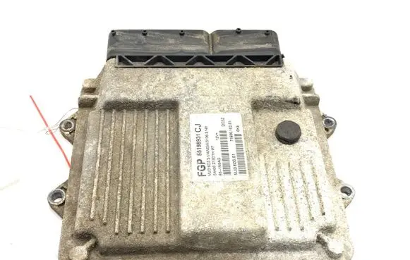 Opel Corsa D Engine control unit/module ECU 55198931CJ