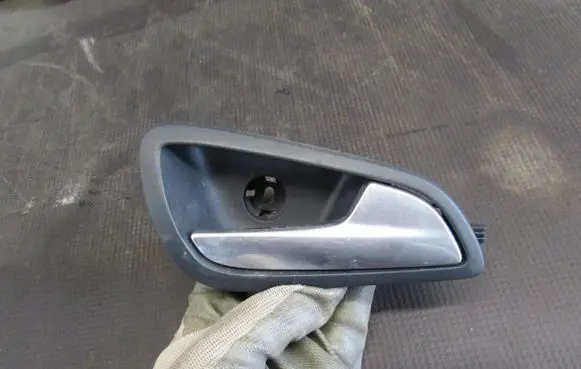 Ford Focus Front door interior handle AM51U22600