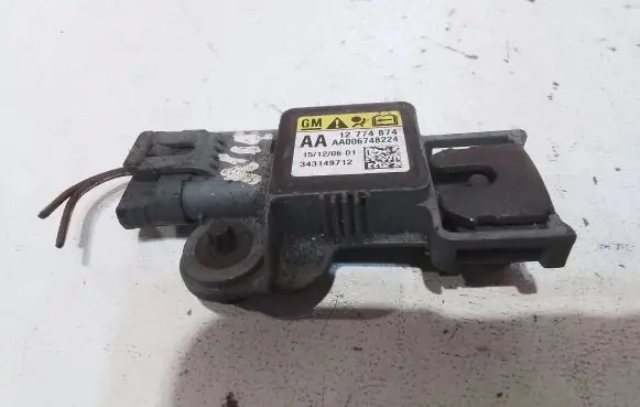 Opel Insignia A Airbag deployment crash/impact sensor 343149712 12774874 AA006748224
