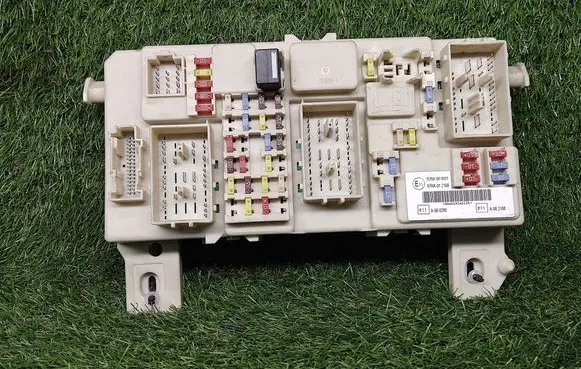 Ford Focus Power management control unit 7M5T14A073DC