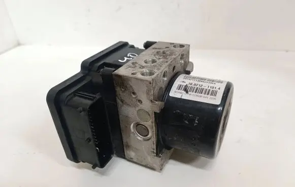 Opel Zafira C ABS Pump 39061713 10021211014