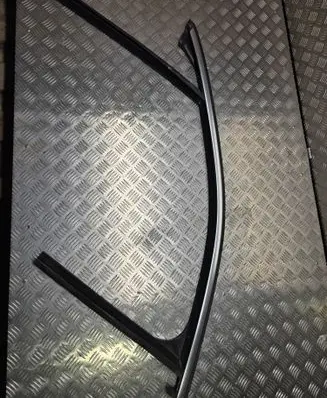 BMW X2 F39 Front door glass trim molding 7420807