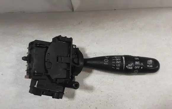 Toyota Corolla E120 E130 Wiper control stalk 173647