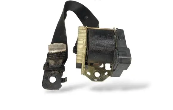 BMW X5 E53 Rear seatbelt 7051507