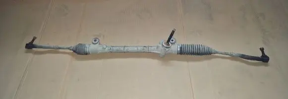Toyota Yaris Steering rack F800000672