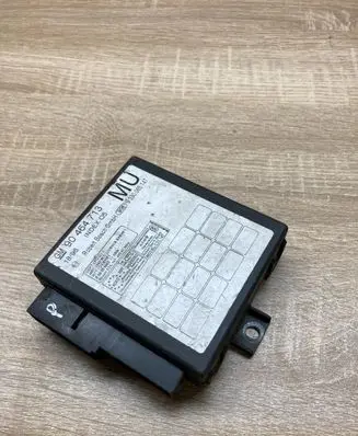 Opel Vectra B Comfort/convenience module 90464713