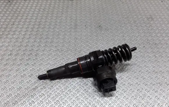 Ford Galaxy Fuel injector 038130073AC