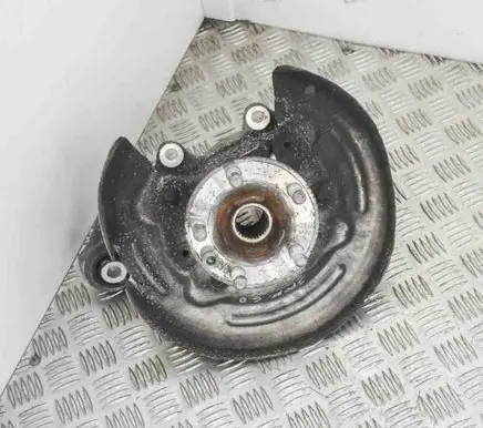 Land Rover Range Rover Evoque L538 Rear wheel hub BJ325A968AD