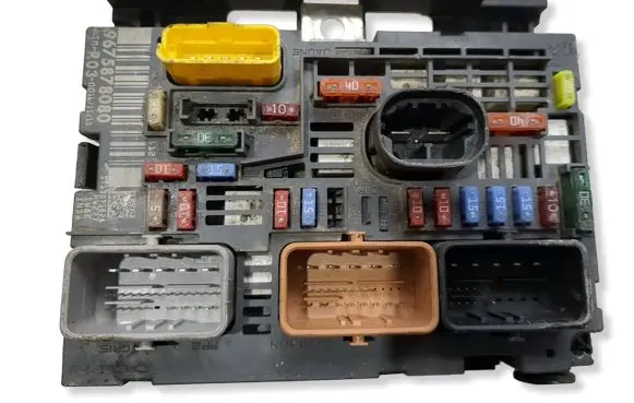 Citroen Jumpy Fuse module 9675878080