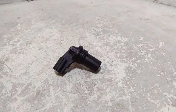 Camshaft position sensor