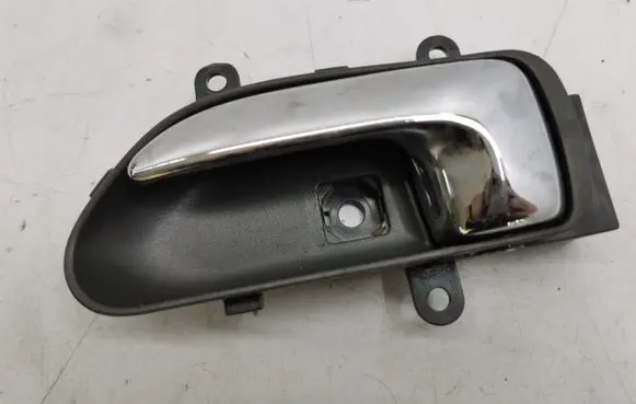 Nissan X-Trail T31 Front door interior handle