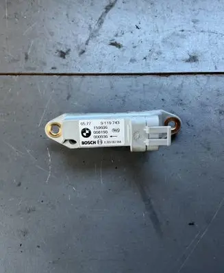 BMW X5 E53 Airbag deployment crash/impact sensor 9119743 150606 0285002064