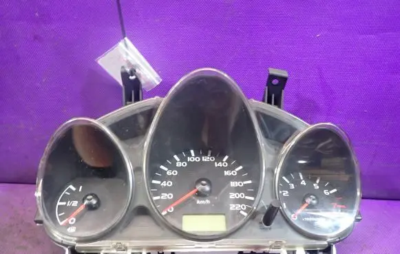 Mitsubishi Colt Speedometer (instrument cluster) MR951770