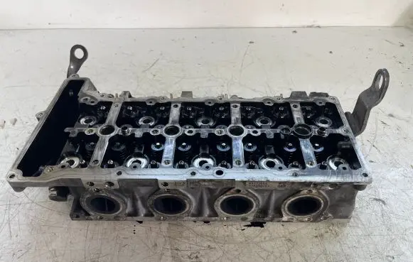 BMW 5 F10 F11 Engine head 781046503