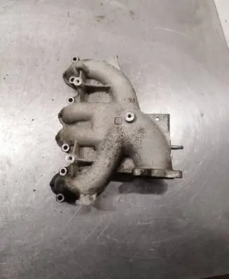 Volkswagen Golf V Intake manifold 03G129713