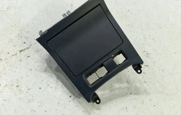 Ashtray (front)