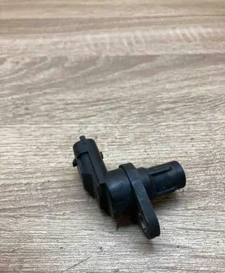 Hyundai Santa Fe Crankshaft position sensor 3930027400 9670930004
