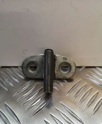 Peugeot Boxer Front door lock loop/hook striker G7252