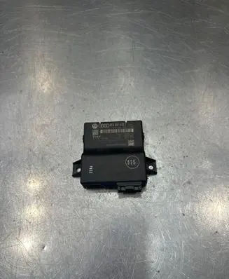 Audi A5 8T 8F Gateway control module 8T0907468T 8T0907468K