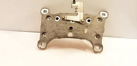 Audi A8 S8 D3 4E Gearbox mounting bracket 4E0399231