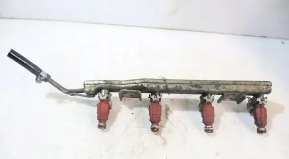 Nissan Primera Fuel main line pipe