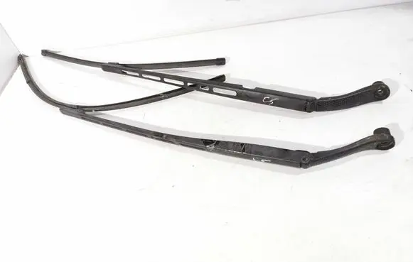 Citroen C5 Front wiper blade arm 9682797780