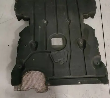 BMW 1 E81 E87 Engine splash shield/under tray 