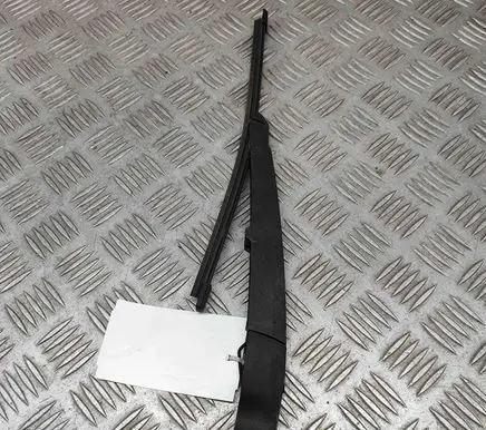 KIA Xceed Rear wiper blade arm 98811J7500