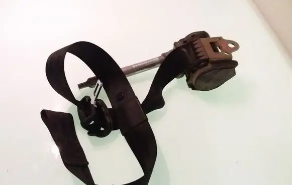 Audi A3 S3 8L Front seatbelt 560344000 895657706