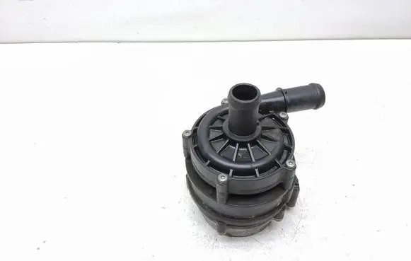 Polestar 2 Electric auxiliary coolant/water pump 32135208 P32135208