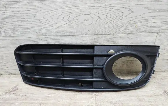 Audi A4 S4 B8 8K Front bumper lower grill 8K0807682A