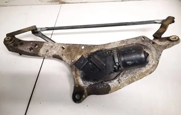 Renault Laguna II Front wiper linkage and motor