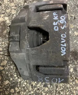 Volvo XC90 Front brake caliper