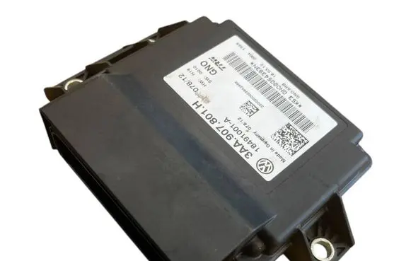 Audi Q3 8U Hand brake control module 3AA907801H 18491001A GN00054383N