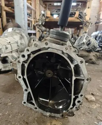 Nissan Terrano Manual 5 speed gearbox 32101G2342