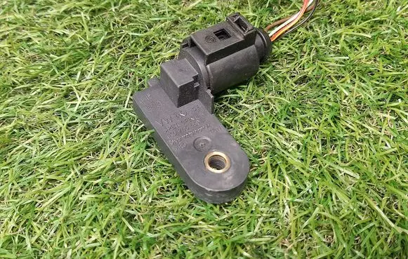 Volkswagen Tiguan Brake pedal sensor switch 5N0945459A 1K0945459A